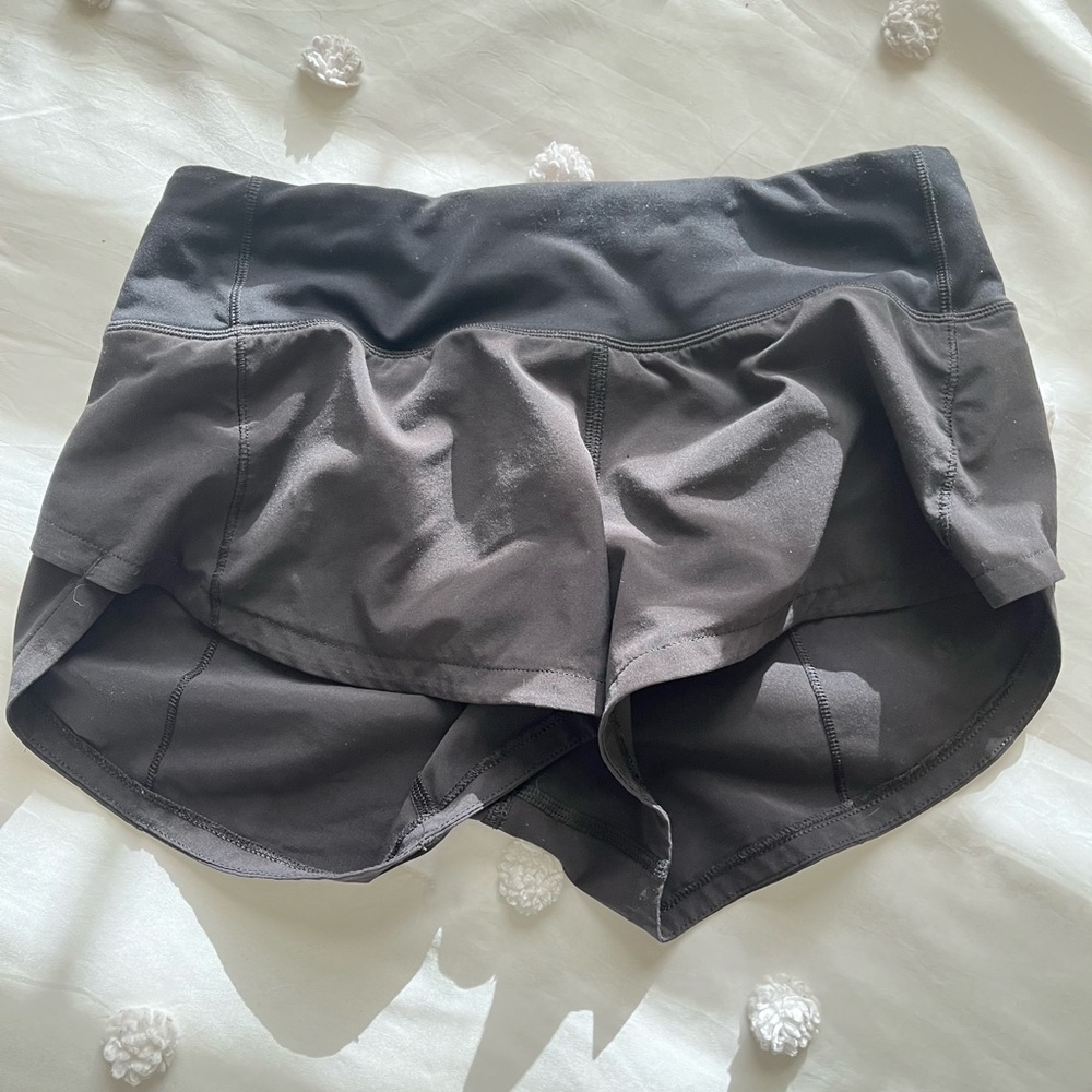black lululemon speed ups size 0 2.5in inseem